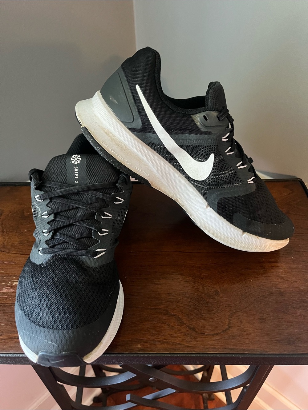 Nike Run Swift 3 Woman’s Size 9.5
